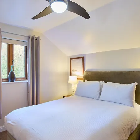 District At Windermere Marina Village *