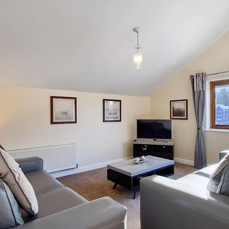 District At Windermere Marina Village アパート *