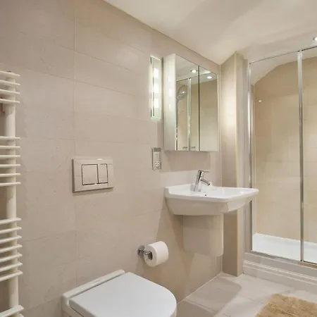 アパート District At Windermere Marina Village