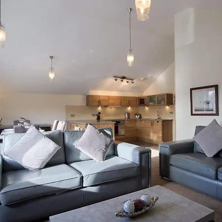 District At Windermere Marina Village 보우네스온윈더미어